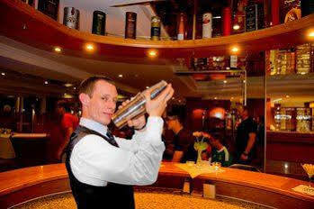 Отель Dekra Congresshotel Wart 3*